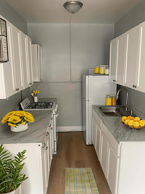 Floor plan for 1 bed, 1 bath, 750 sqft